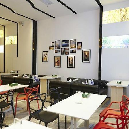Lavande Hotel Zhuhai Gongbei Port Square Εξωτερικό φωτογραφία