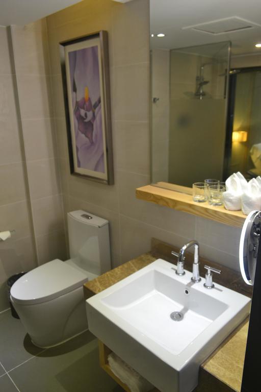Lavande Hotel Zhuhai Gongbei Port Square Δωμάτιο φωτογραφία