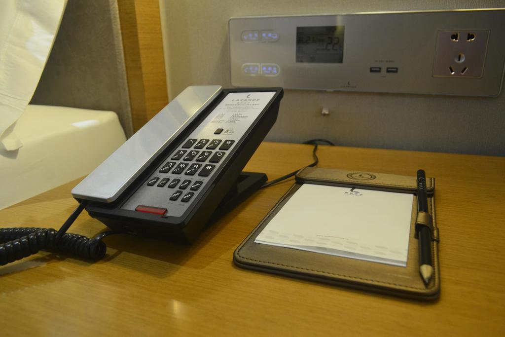 Lavande Hotel Zhuhai Gongbei Port Square Εξωτερικό φωτογραφία