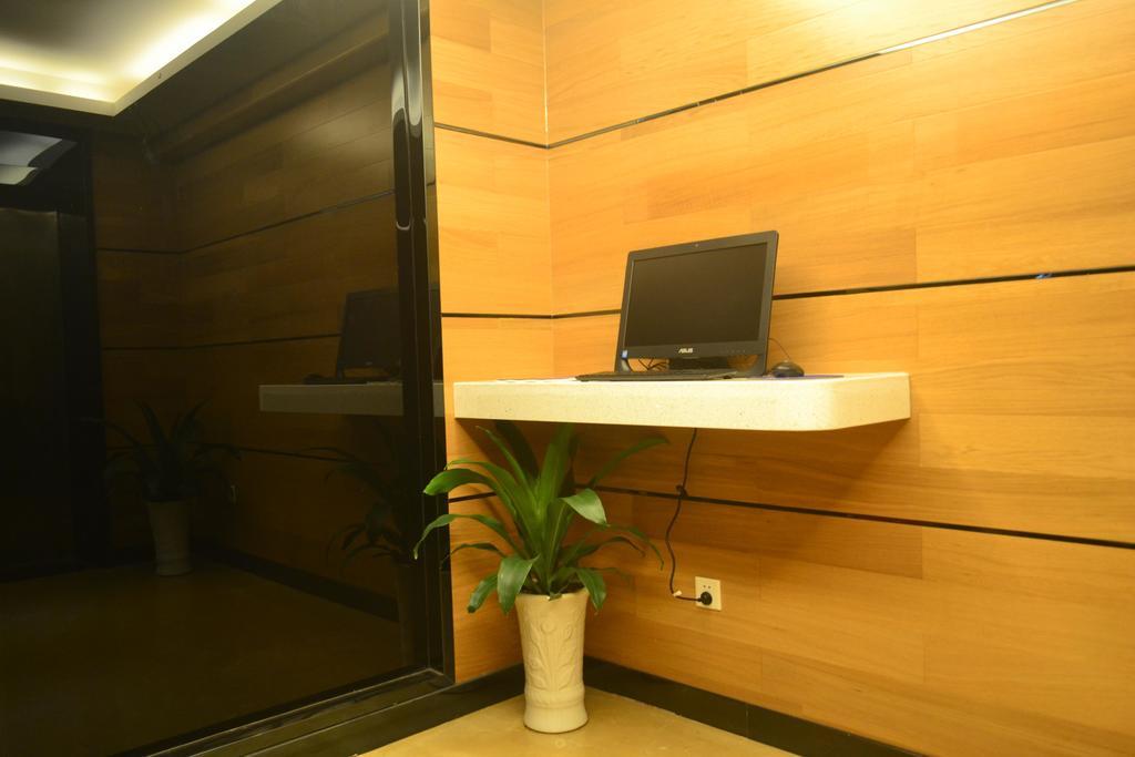 Lavande Hotel Zhuhai Gongbei Port Square Εξωτερικό φωτογραφία
