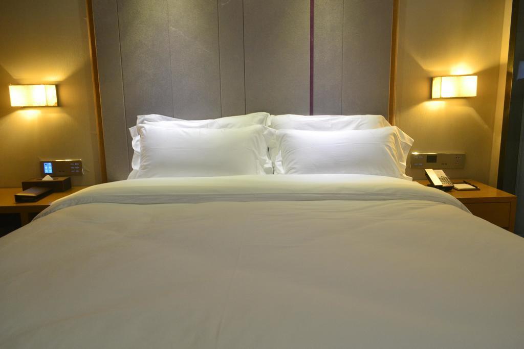 Lavande Hotel Zhuhai Gongbei Port Square Δωμάτιο φωτογραφία